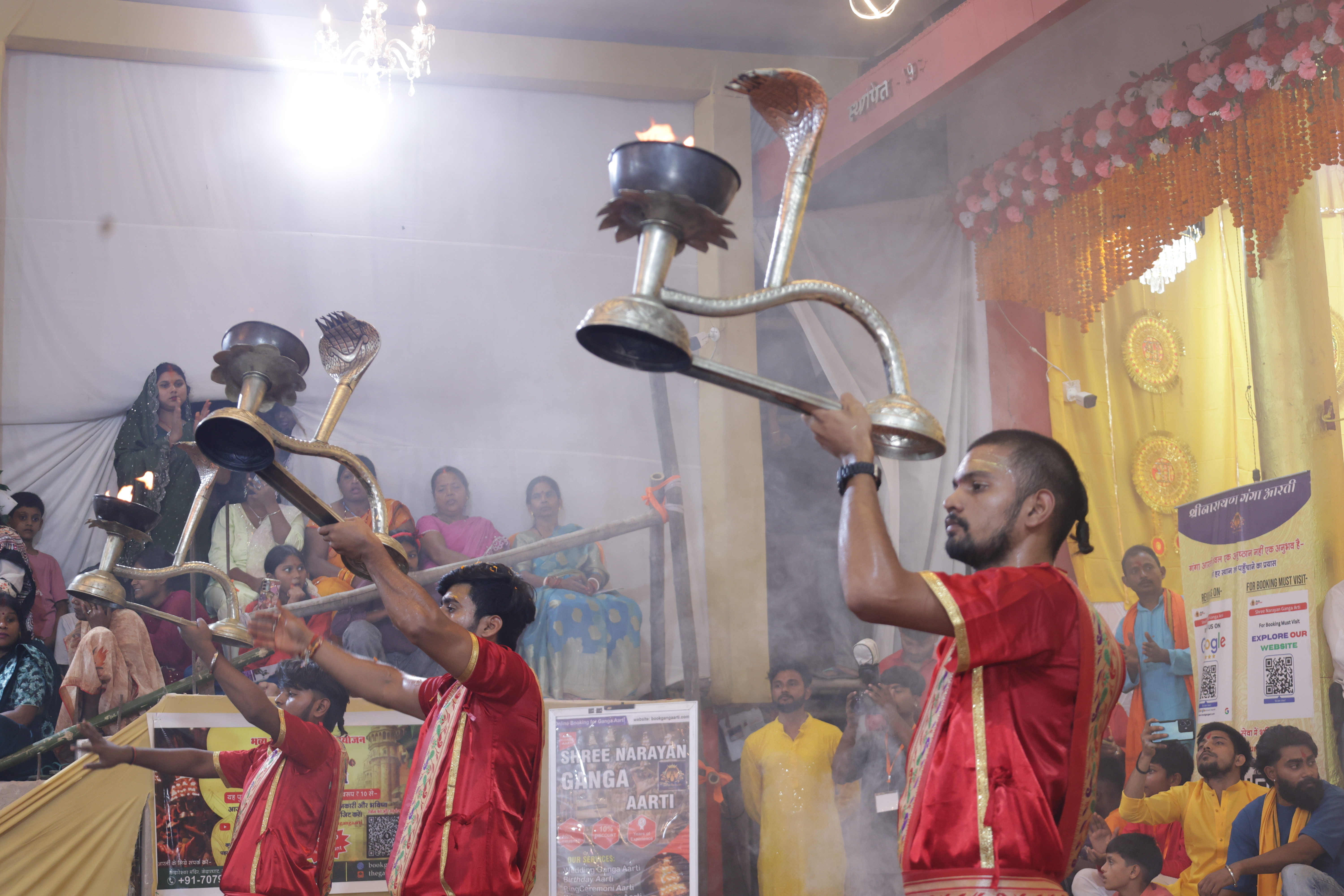 services.spiritualCeremonyGangaAarti.title